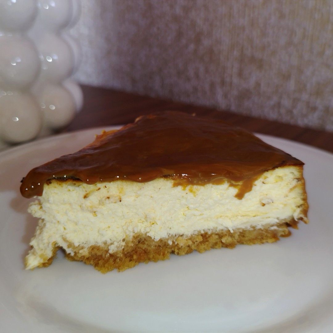 Receta: Tarta mousse de queso crema y dulce de leche